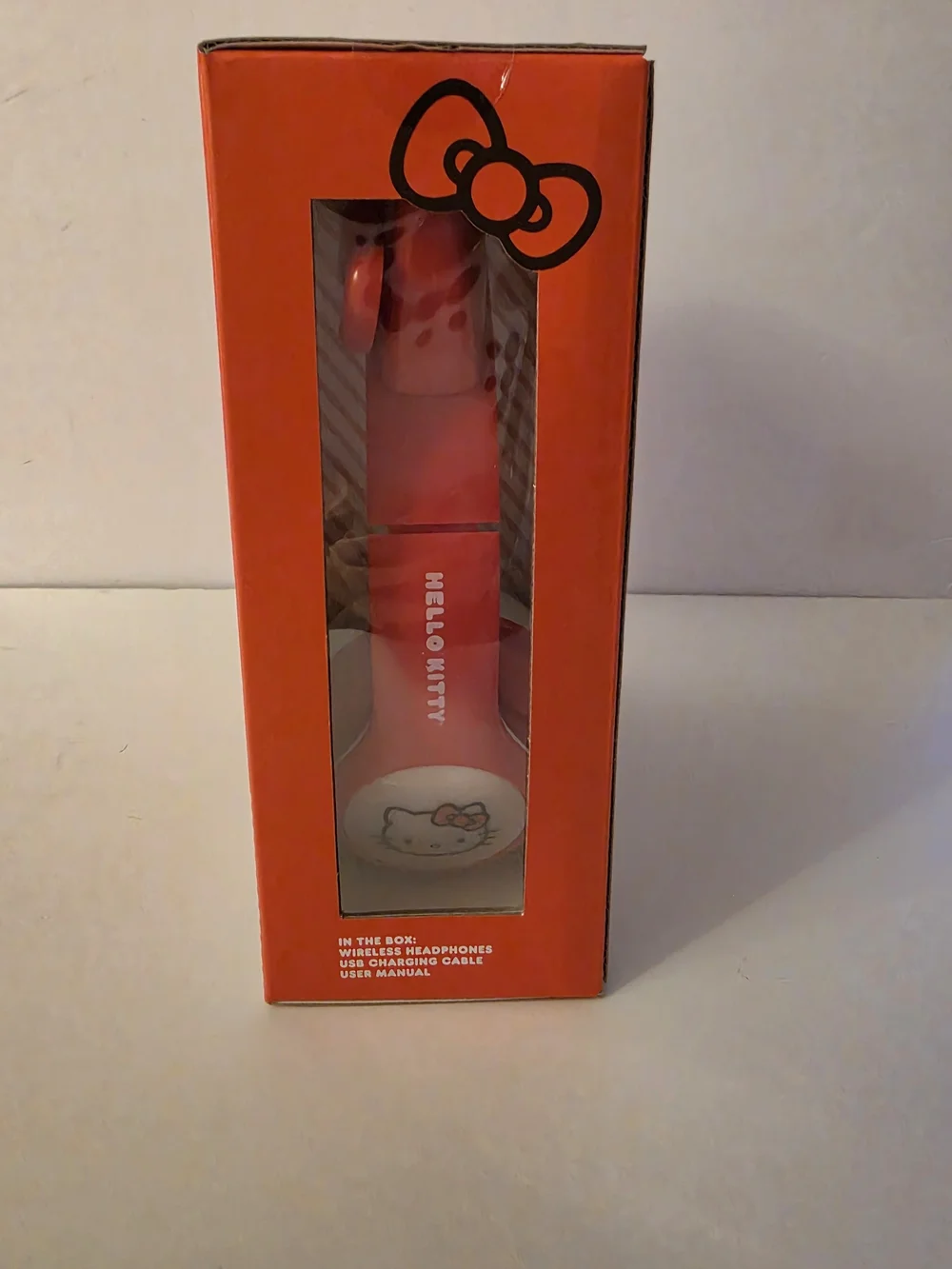 Hello Kitty Wireless Light-Up Bluetooth Headphones - Red